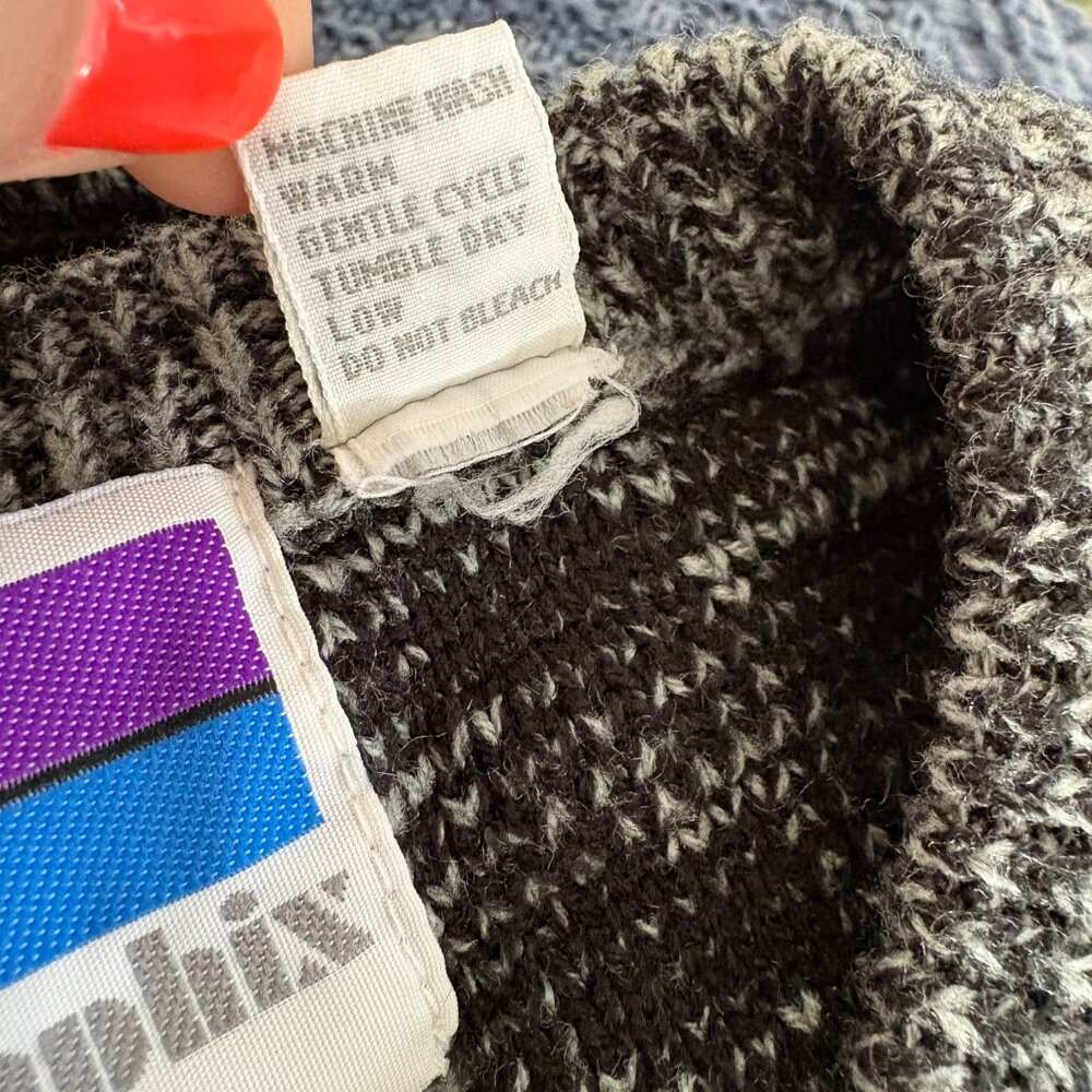 Vintage Sweater Graphix Grey Knit Pullover Sweater Size Medium - Picture 7 of 7